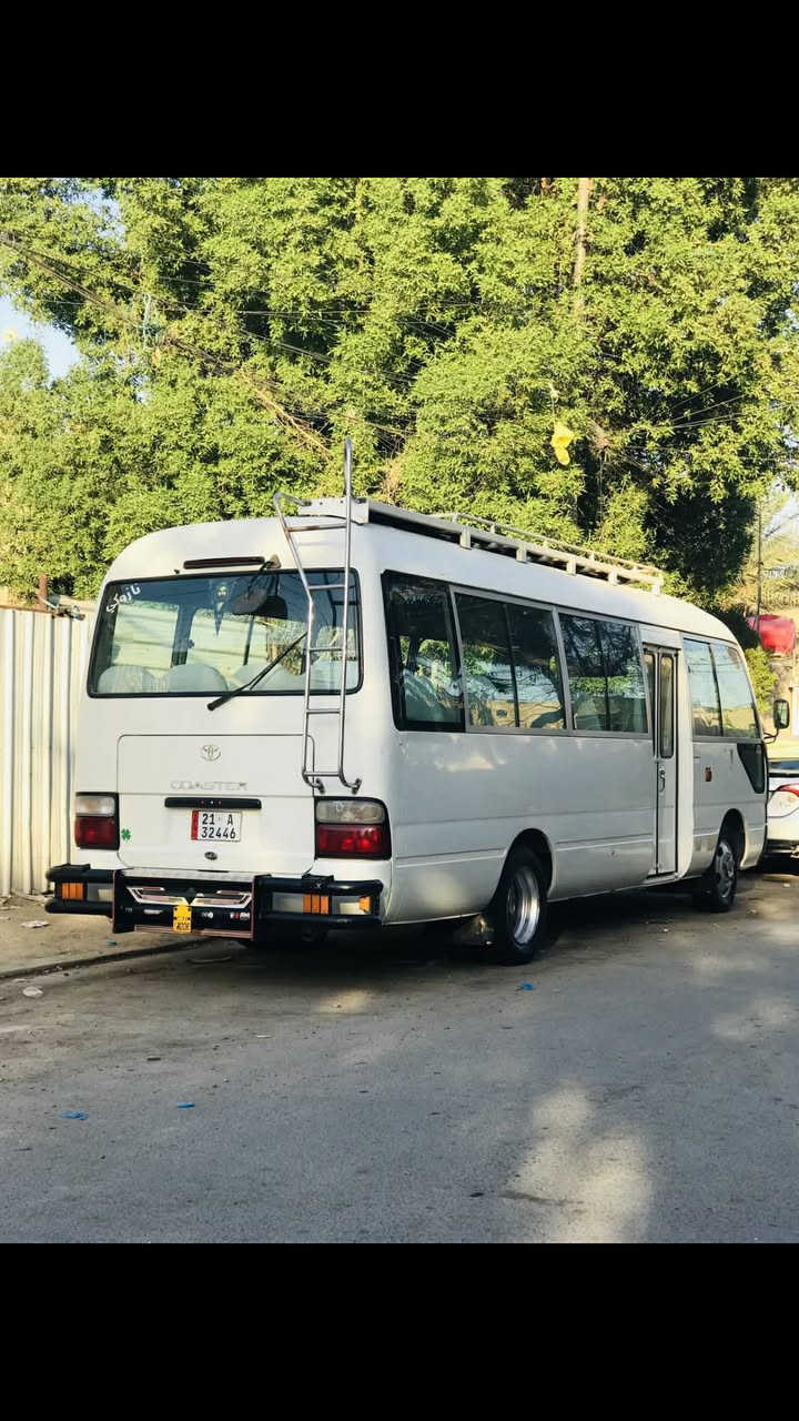 السلام عليكم من رخصت صاحب الكروب كوستر 2009 ابيض أصل رقم الشمالي باسمي بيه صبغ يم شبچة مال تبريد ذيل فقط بيه صبغ يم دكمة مال الباب الذيل فقط ويم العضد مال المرايه العبري شي قليل  لااخالي فلوس ولااروس السعر 2ونص قفل قفل قفل ما موجود على إلفيس فقد رقم هاتف  (***********) مكان وسيارة بغداد الشعب
