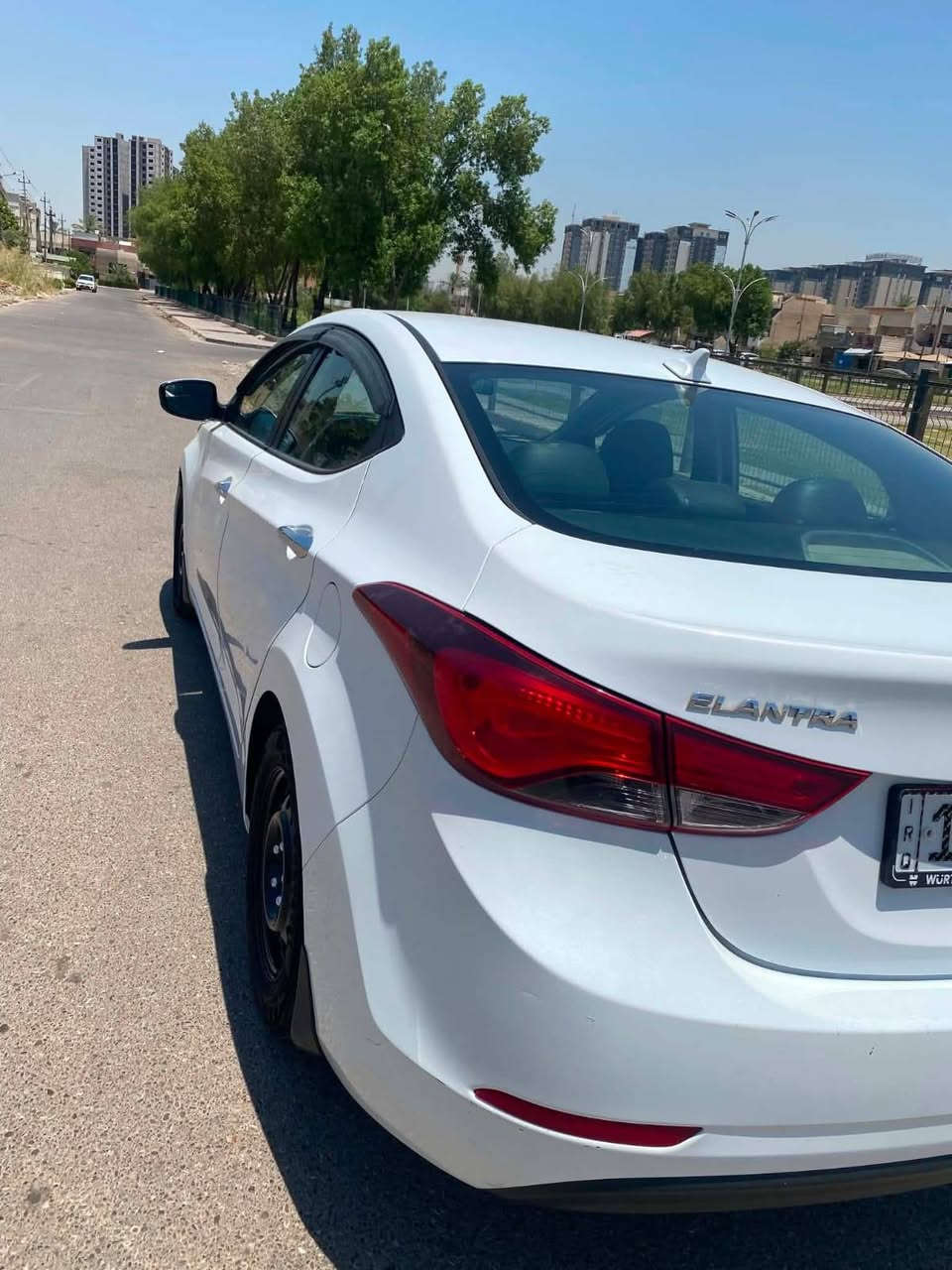 النترا وارد موديل ٢٠١٥رقم بغداد بسمي هزه وسنويه جديده محرك ١٨٠٠دوش ماشيه ١١٥ (حادثها جاملغ وبنيد ) مكان حي الجهاد، بغداد *********** بغداد, العراق

