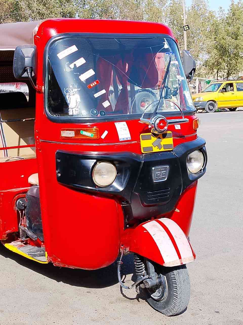 تكتك للبيع موديل 18 تكتك جاهزه اوراق كبل ترقم تكتك اي نقص مابيهه تجي وتشوف بعينك جاهزه من كلشي تكتك العنوان بغداد الجديده شارع المسبح ***********
 متواجد وتساب سعره 4100 وبيهه مجال وتدلون
