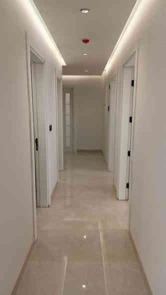 🪩 شقة للبيع – مجمع أبراج العبسلي

المساحة: 213.57م
بناية: ط7 ش6

3 غرف

صالة وحمامين

مطبخ مؤثث + غرفة غسيل وخادمة

إطلالة داخلية على البوليفارد

بلكونة كبيرة

الشقة فارغة – تسليم فوري

مسدد كامل
سعر المتر: 2.350.000 مليون
السعر الكلي: 504 مليون 
تبريد مركزي كامل

📞 للتواصل:
***********
***********
🏢 شركة سامر الصياد للعقارات
