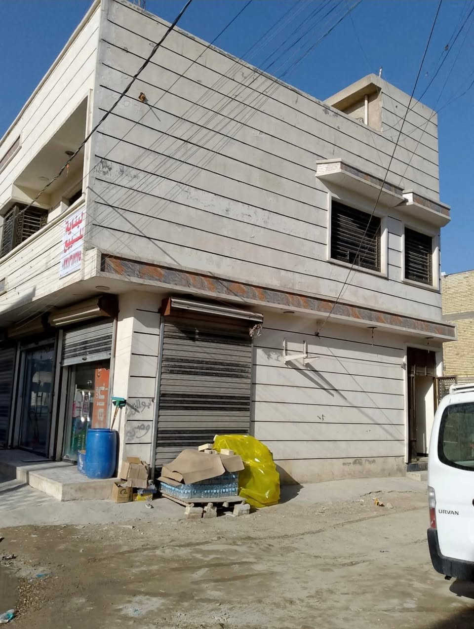عماره للبيع مساحه 100 مربع تحتوي على شقه وثلاث محلات زراعي السعر 165 وبيه مجال الستفسار ***********
