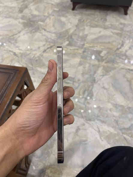 السلام عليكم ١٣ برو ماكس ٢٥٦ بطارية٩٣ نضافه ١٠٠٪؜ ممفتوح ولاداخل تصليح للبيع فقط للبيع مكاني بغداد ناحية الرشيد : السعر ٧٣٠ الف وبي مجال بسيط للشراي رقمي ***********
