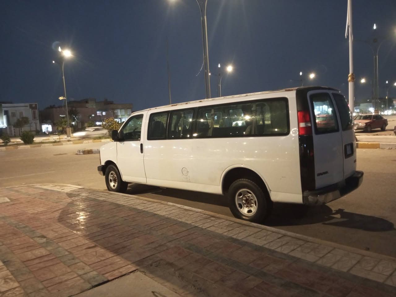 السلام عليكم سفانا موديل 98 رقم بغداد اجره مالكها بالناصريه كير مكينه حداده تايرات بدي كفاله غرفه حلوه جام كهربائي بسعر سمند 50 وبيها مجال ***********
