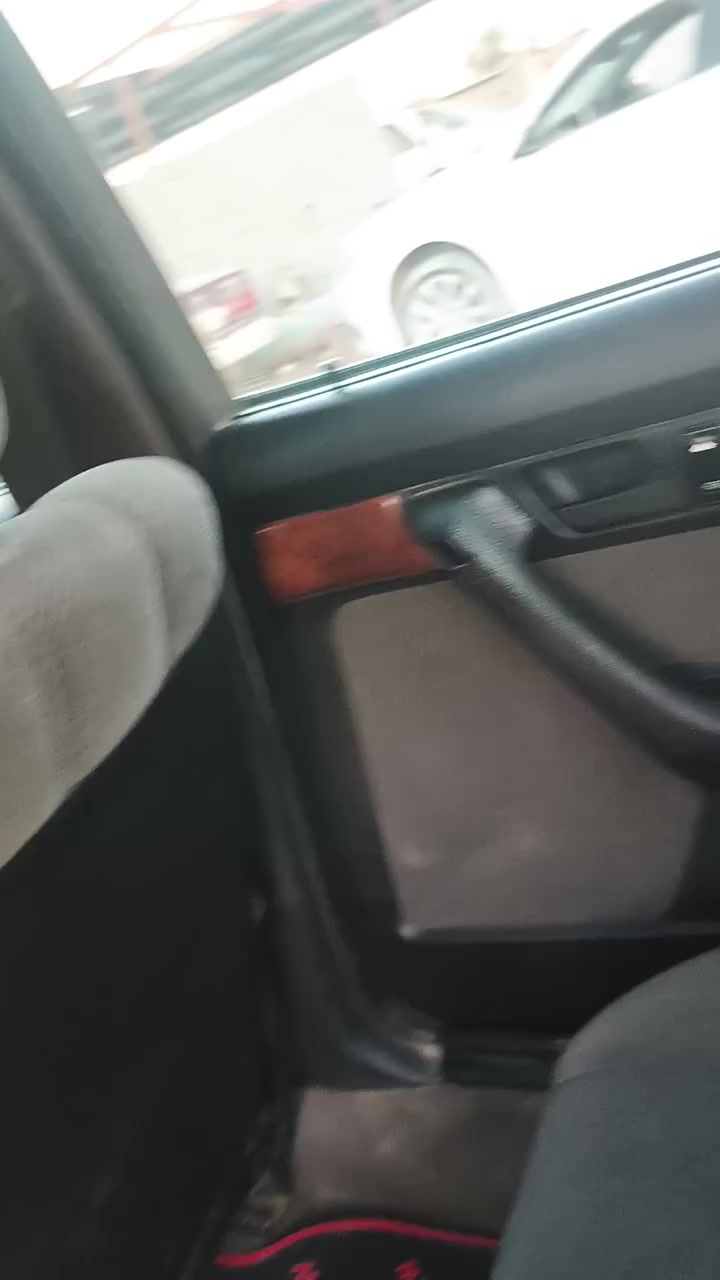 سلام عليكم ٥٤٠ للبيع موديل ٩١ سياره نضيفه ومامصبوغه من قبل بس البنيد رقم بغداد بسمي اليريده بل خدمه مكاني بابل *********** فقط اتصال الموجناي مابيعله
