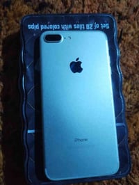 للبيع ايفون 7 نضيف جداا ذاكره 256 بطاريه 100 لسعرر 140وبيه مجال  . 078...