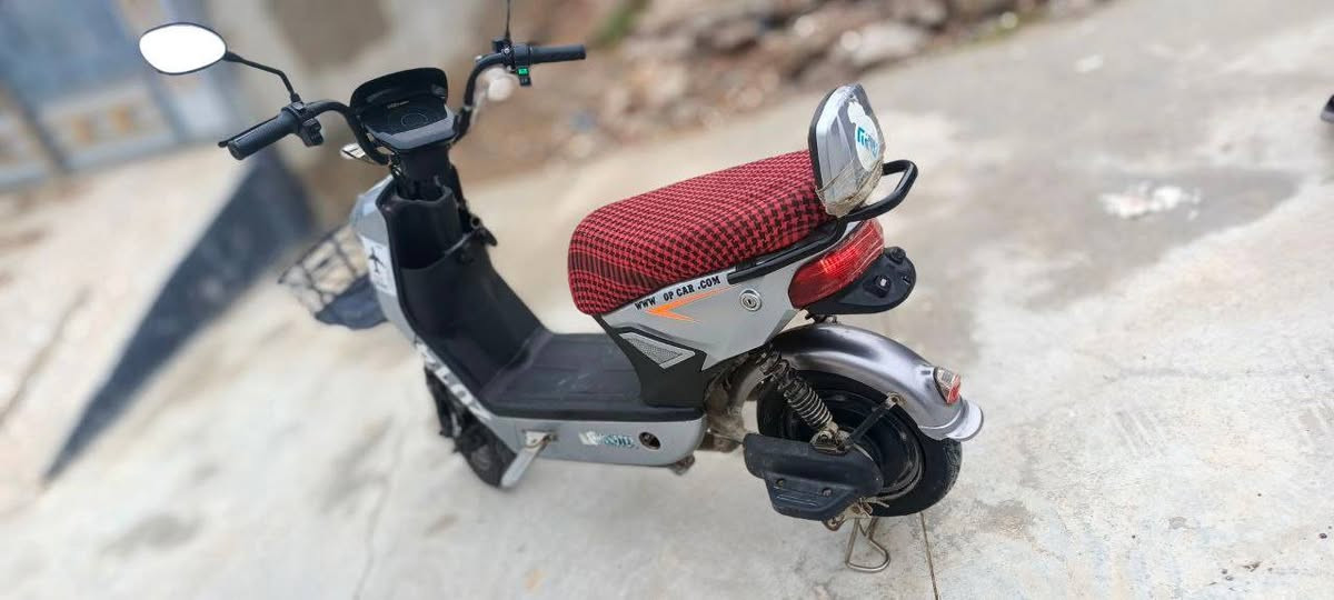 ماطور شحن للبيع 5باتري كلو شغال الباتريات تعبان السعر 180وبي مجال


**إذا كنت صاحب هذا الإعلان وتريد حذفه لأي سبب، رجاءا أرسل رسالة إلى الدعم الفني**