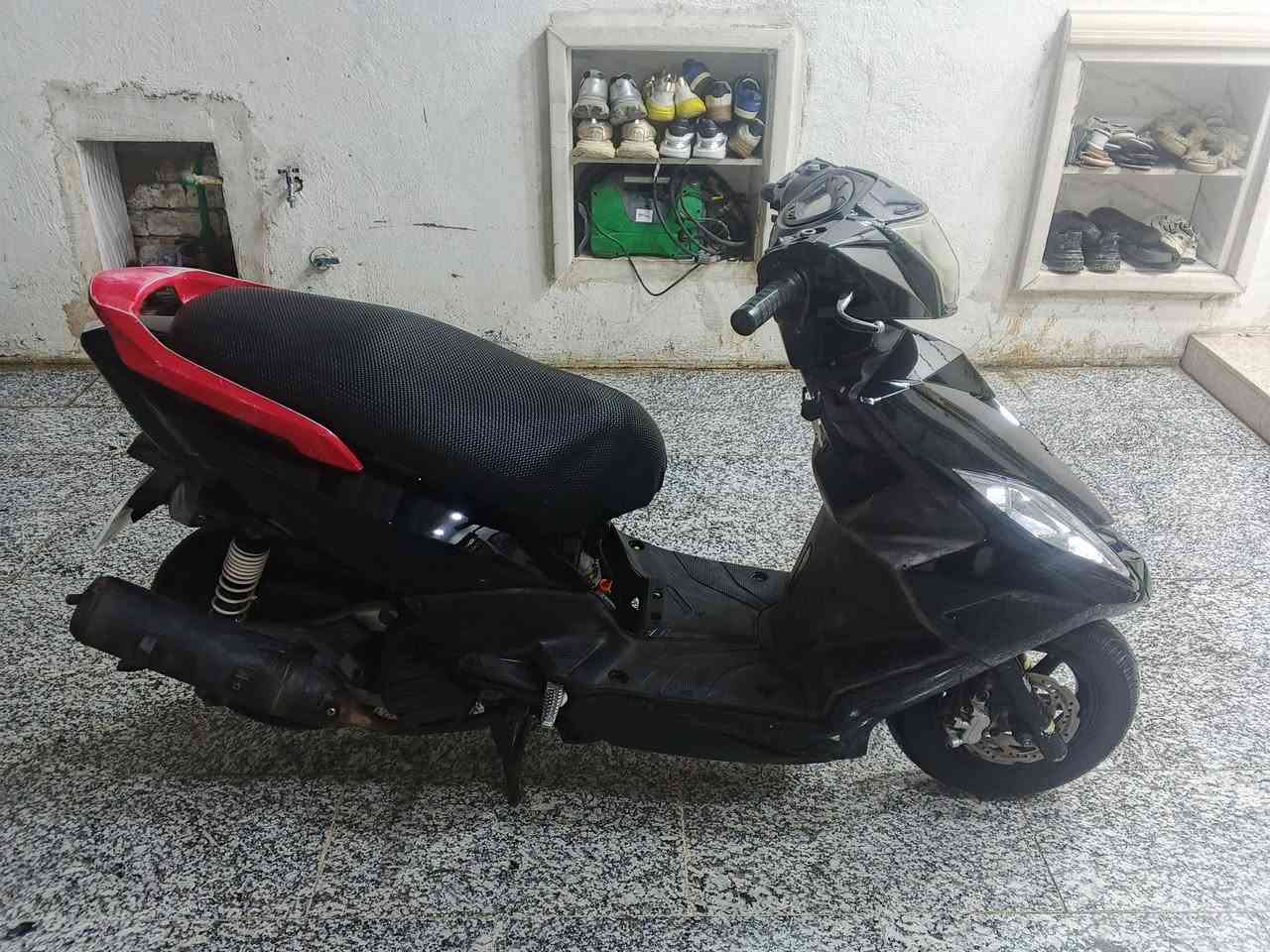 سلام عليكم جي تي ار دراجه نضيفه حيل مكينه برغي ما مفتوح بيه دراجه كله بلاديه بس كفر تجاري نكلبت بيه وبدلتهن مكاني بلديات تقاطع المرور السعر 750 وبيه مجال للبيع او مراوس بسكنس جبلي نضيفه الشراي يتصل ما متواجد خاص ***********
