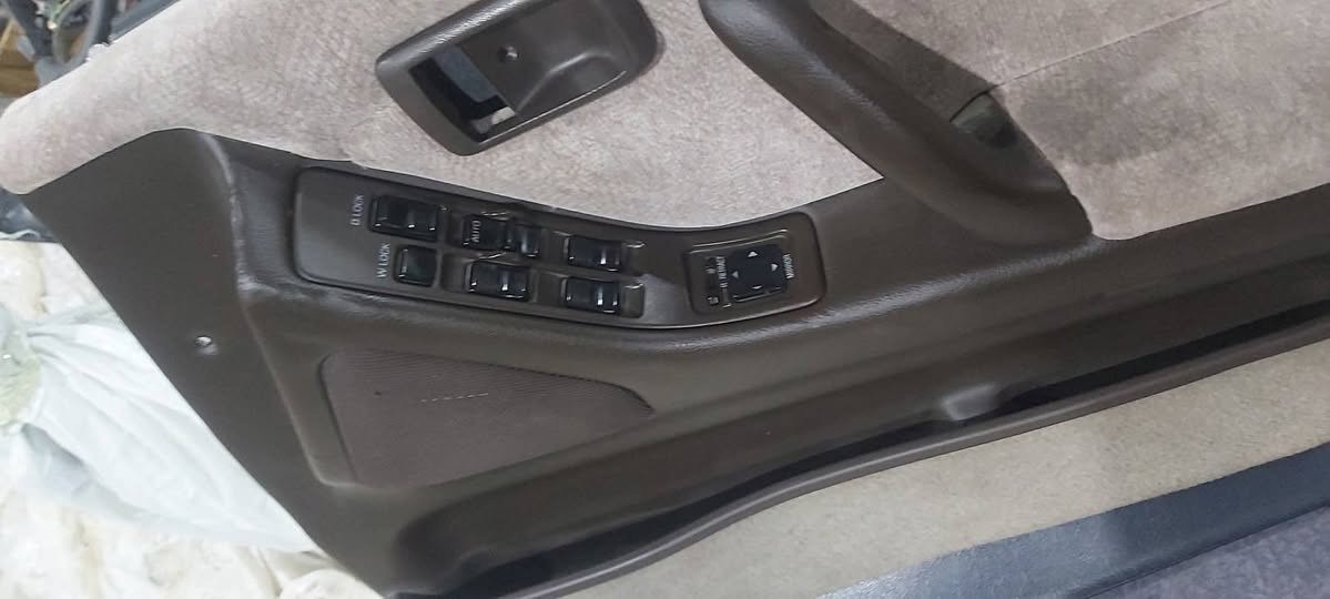 بطاين بيبان أرنب سيدان العنوان بصرة ***********
