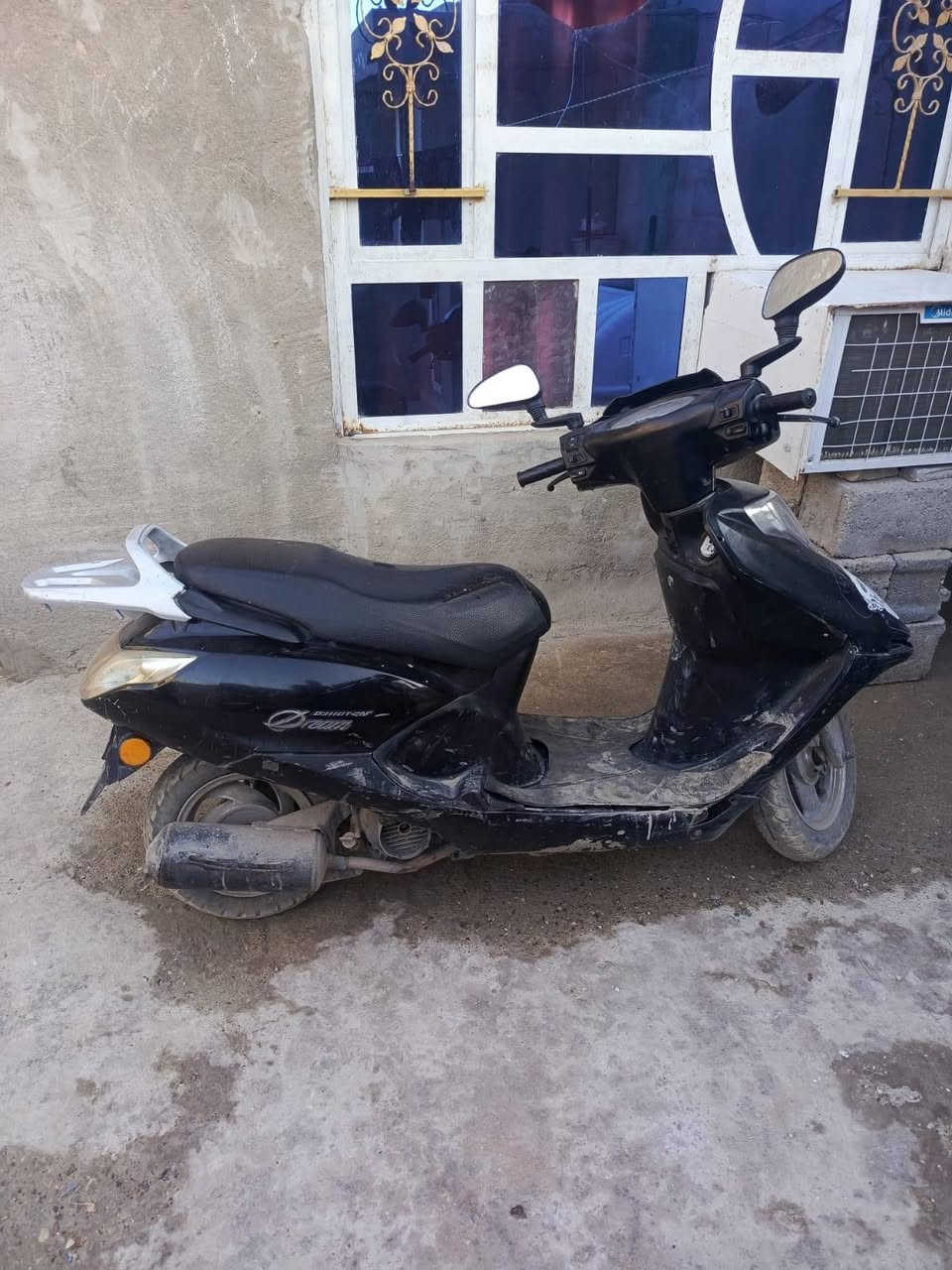 سلام عليكم مرخصت مدير الكروب المحترم سبيسي شقاله ونضيفه دراجه خير من الله 
مكاني بغداد المعامل سعره 250 وبيه مجال بصيط وهاذ رقمي ***********
