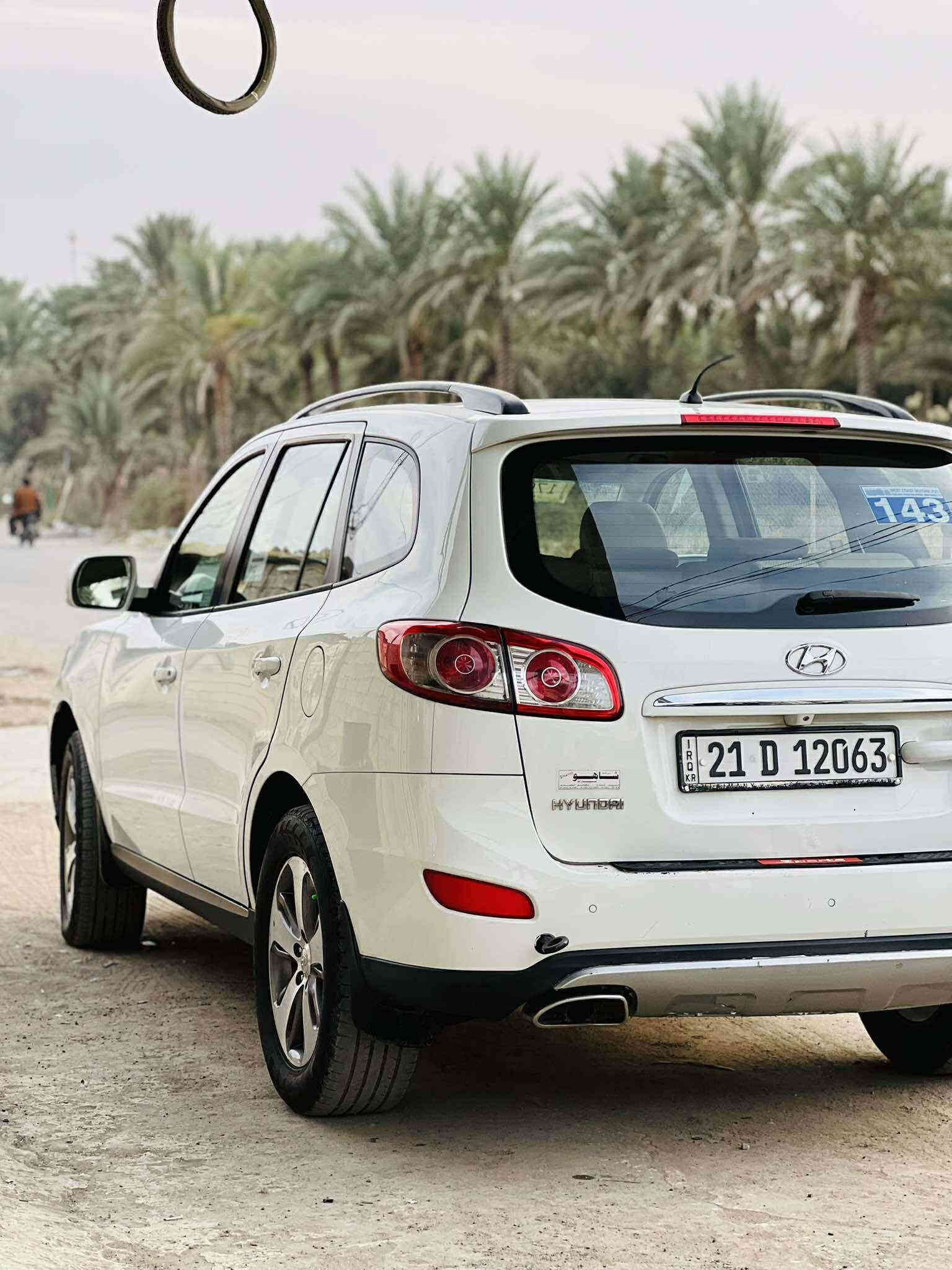 سلام عليكم للبيع سنتافيه موديل 2012 رقم سليمانيه دولي بيه صبخ بنيد وشويه باب خلفي مثل ماموضح سونار وباقي كفاله كير محرك مكفولات مكينه 2400 صدر أمامي خلفي جديد مكاني ديالى سراجق سعر (145)وبيه مجال رقم ***********
