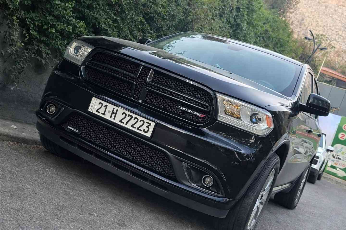 سلام عليكم ورحمة الله وبركاته للبيع دورنكو ٢٠١٧ وارد امريكي حادثها تاير كلش بسيط السيارة فور ويل مواصفات كشنات جلد تدفئة ستيرن وكشنات امامية مرايا تعتيم كروز سرعة سبعة راكب ثلاث قطعة تبريد ماشية ١٧٧ الف كيلو محرك ٣٦٠٠ كفالة تايرات جدد صدر امامي خلفي جديد دسكات جدد باتري جديد برغي ماناقصها ربع ماتصرف عليها ترايها لدهوك رقم سليمانية شرط تحويل الي تعجبه يتصل واني حاضر مكانها بغداد حي العدل
 للاستفسار الاتصال *********** 
والسعر ٢٢٥ $ بغداد, العراق
