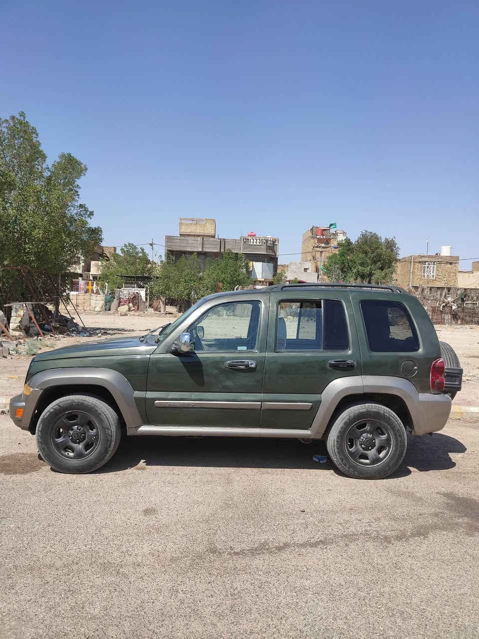 عليكم للبيع جيب لبرتي 2007 رقم بغداد تحويل مباشر رقم دولي مصبوغه عام تبريد مايشتغل كهربائياته شغاله مكينه كير كفاله سياره يرادله ترتيب فقط سعر 57 وبيه مجال مكاني كوت شهداء ***********
