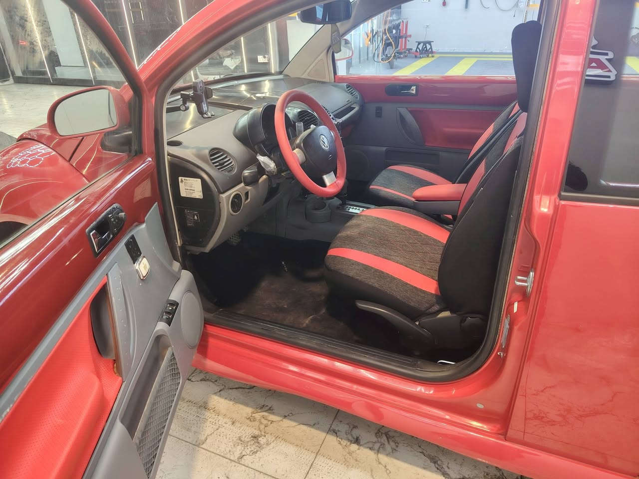 السلام عليكم
بيتل خليجي  مكفولة من الصبغ التبديل
تخم تايرجديد
حدادي امامي وخلفي جديد
مكينة َكفولة
كير مكفول
معلاية 2012
رقم انكليزي بغداد
بسمي تحويل وين متريد
السعر 52
بغداد العامرية ***********
غير متواجد على الفيس
