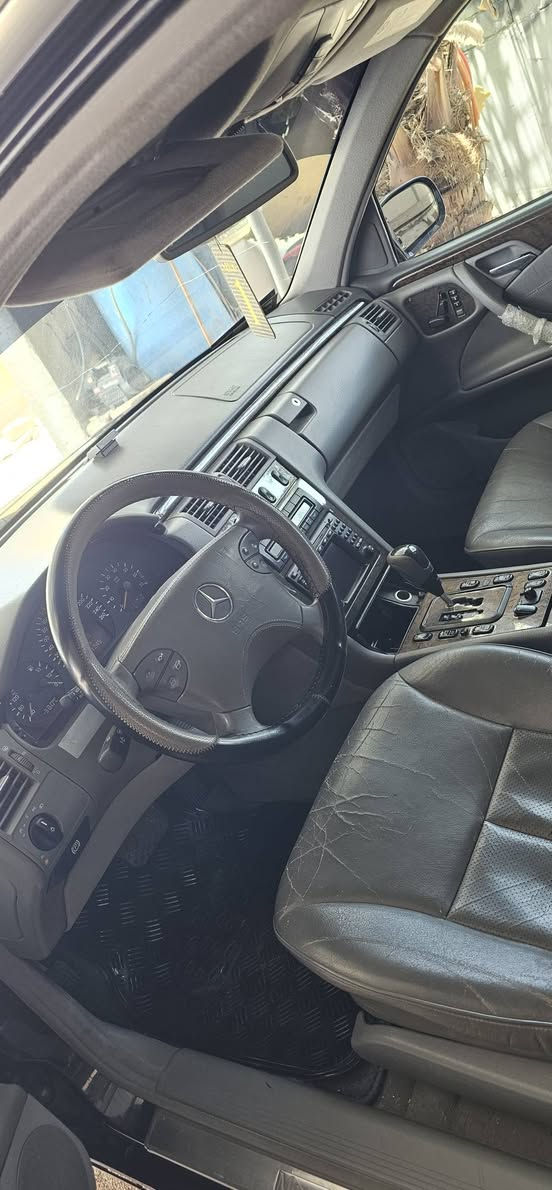 امارسيدس ام عيون مديل 2001 مكينه V8  فول مواصفات رقم بصره  كفاله السياره لافتح لا صبغ ل تبديل جديده بمعنئ لكلمه فقط جاملغ امامي بي شوي صبغ  تخم تاير حداده جديده  لايت زنون عالي ناصي سياره متصرف عليها الف  السعر 137 وبيها مجال مكاني البصره القرنه بني منصور  ***********
