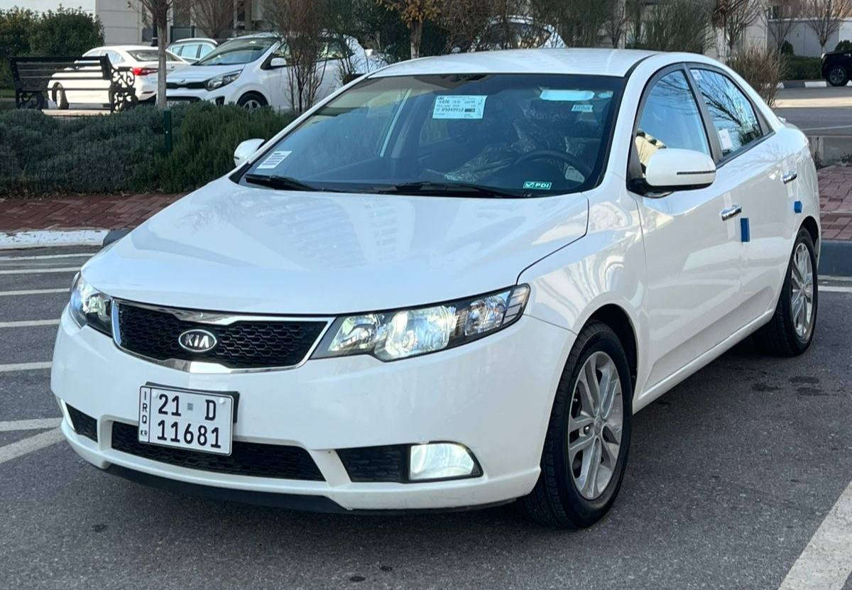 سيراتو خليجي موديل 2012 سليمانيه ماشيه 115 حقيقي دواخلها جديده كير محرك صدر كله بشرط تخم تاير جديد عليها مكانها سليمانيه 

💎 ســعــر ✅ ::  الــرد تلقائي📮

حساس 
كامره 
مري شفط 
يدات نيكل
السياره بيها باب السكن 
صبغ وبارد قليل
الباقي مكفوله من التبديل والفتح 

رقم صاحب السيارة 
***********
