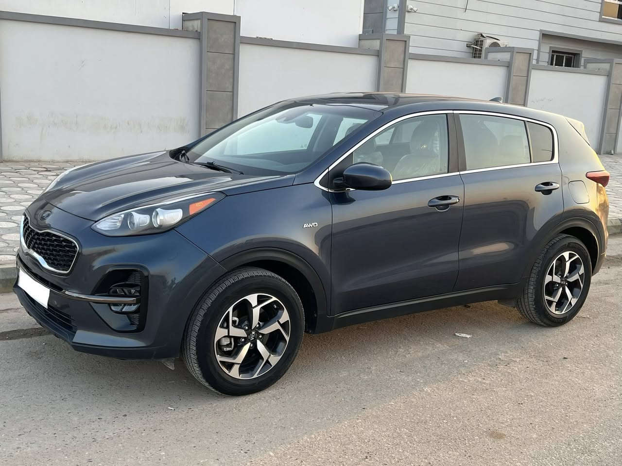 للبيع سبورتج 22 وارد امريكي
صور الحادث موجودة بدون دواخل 
كير محرك تبريد صدر خير من الله 
سيارة كلش نظيفة 
سعر مناسب 169 بيها مجال 
مكاني بغداد الدورة 
***********
