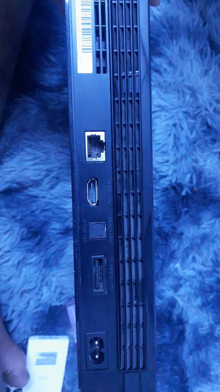 سلام عليكم .. عندي بلي 3 نضافه 95  أوياه هرد بي 60لعبه أو جوستك واحده كامل ملحقات سعر 150 أو بي مجال  الشعله شارع 60


**إذا كنت صاحب هذا الإعلان وتريد حذفه لأي سبب، رجاءا أرسل رسالة إلى الدعم الفني**