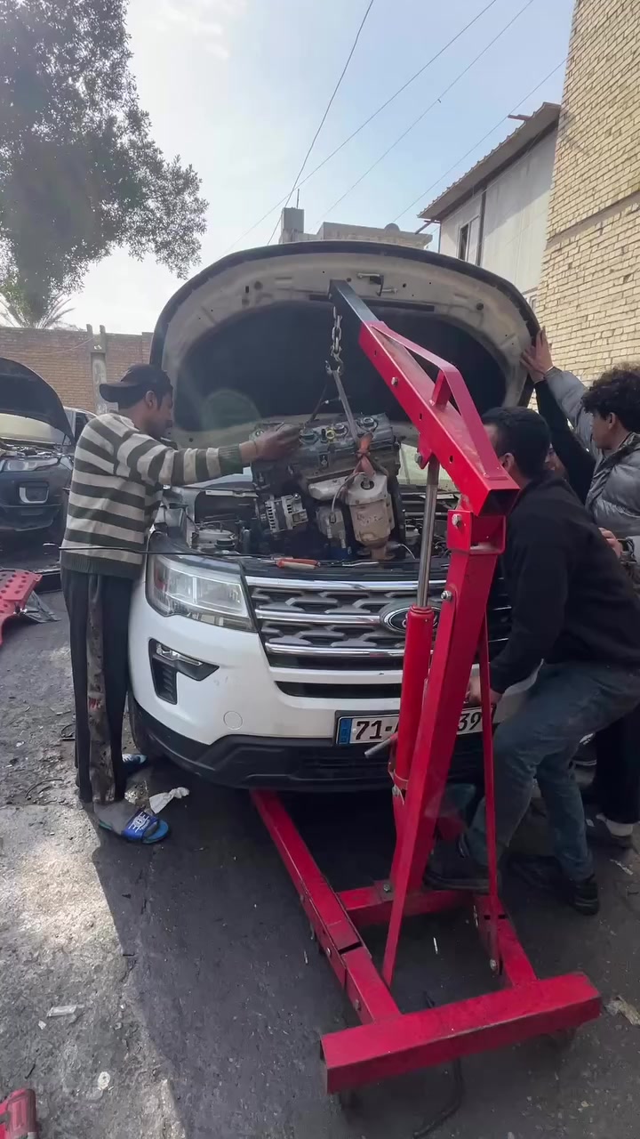 فورد اكسبلورر تم استبدل محرك 

📢 مركز الحر فورد – التخصص

🔹 بيع قطع غيار فورد أصلية ومضمونة
🔹ورشة متكاملة ادامه عامة
🔹 فحص كمبيوتر متقدم بأحدث أجهزة 
🔹 برمجة مفاتيح، عقول، وحساسات فورد الأصلية
🔹 صيانة ميكانيكية وكهربائية احترافية
🔹 فحص وتشخيص دقيق لجميع موديلات فورد

📍 بغداد – شارع فلسطين – حي الإدريسي – مجاور محطة تعبئة وقود الإدريسي
📞 *********** / ***********
🔧 خبرة – دقة – ثقة

 #ford #العراق🚗  الحر فورد… التخصص
