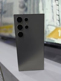 كلكسي اس 24 الترا ذاكره 512 جهاز نضيف بمعنه الكلمه   كارتونته وغراضه ك...