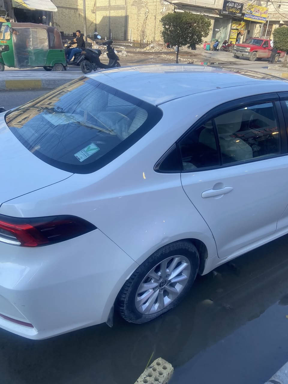 كورلا ساز ٢٠٢١ خليجي 
Gli 
فول مواصفات 
محرك ١٨٠٠
بصمه 
فتحه سقف بانوراما 
تحكم ستيرن 
حساس امامي وخلفي 
كامره خلفيه 
انظمه قياده 
مرايات كهرباء
وبعد بيها مواصفات  
ماشيه ١١٥ الف 
سونارها موجود بلصور 
السعر ١٥٧ وبيها مجال 
هذا رقمي للشراي 
***********
