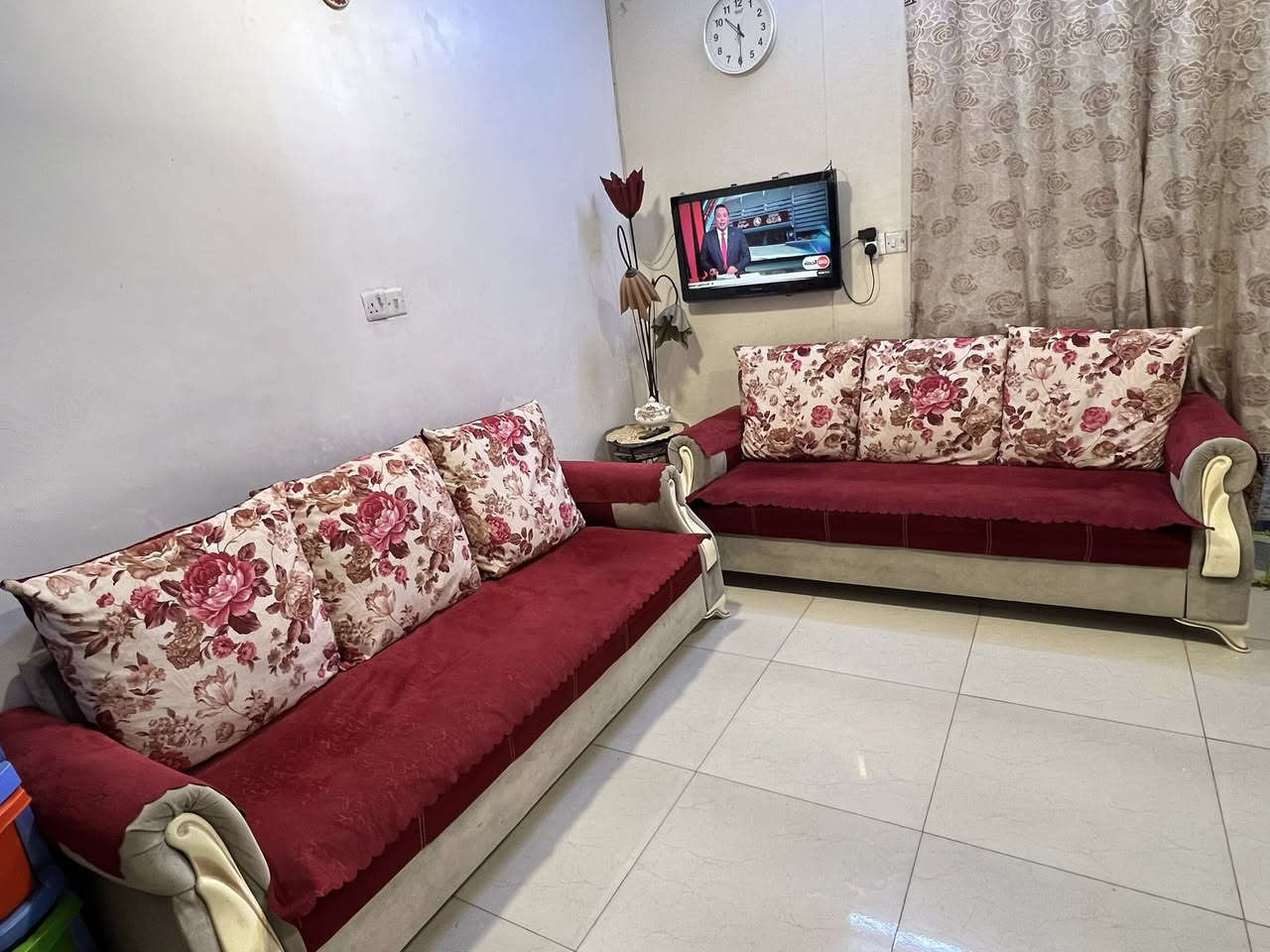 سلام عليكم متوفر تخم صناعه عراقي  10 مقاعد  سعر200 وبي مجال مكاني بغداد البياع بيع المباشر للستفسار ***********
