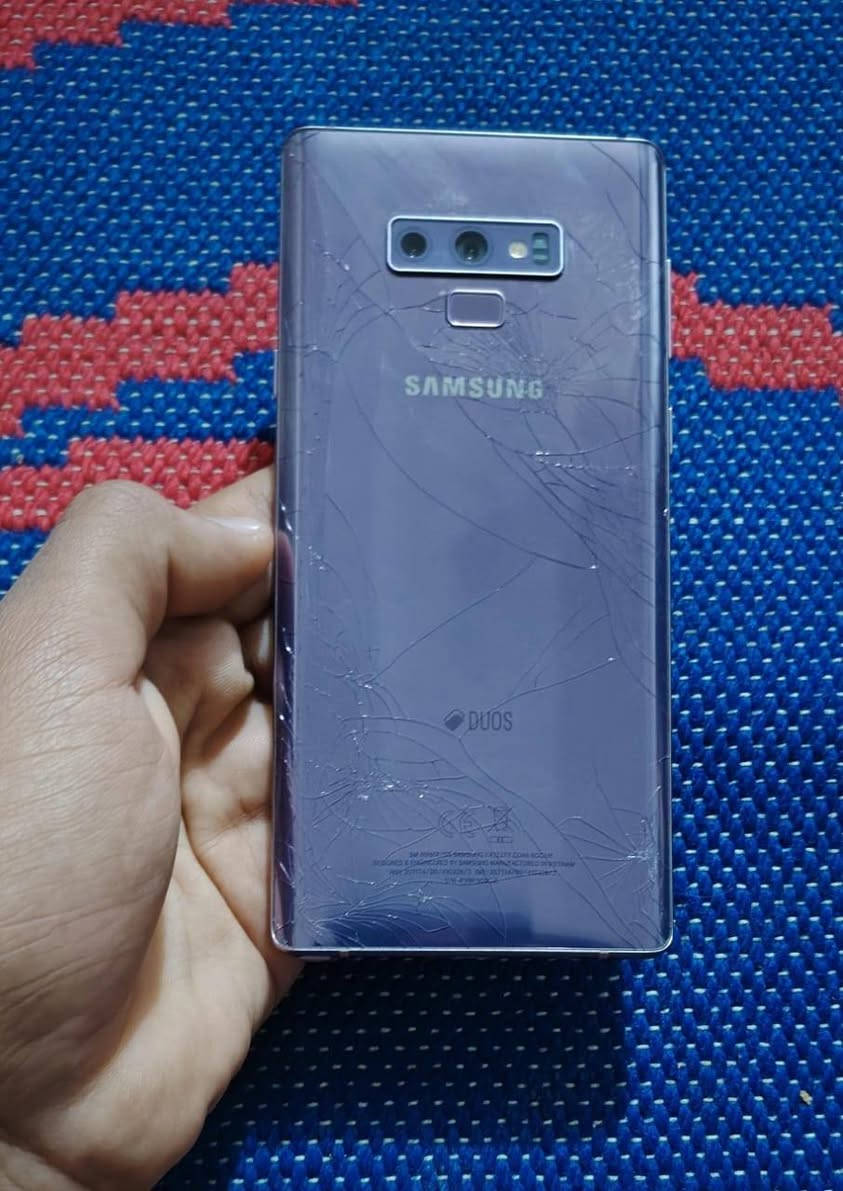 نوت ٩ ماداخل تصليح بس ضهره بي فطر ذاكره ٥١٢ السعر ١٨٠ المكان بابل ***********
