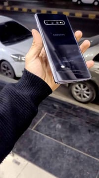 اس 10 بلس • ١٢٨ جيجا • ٨ رام