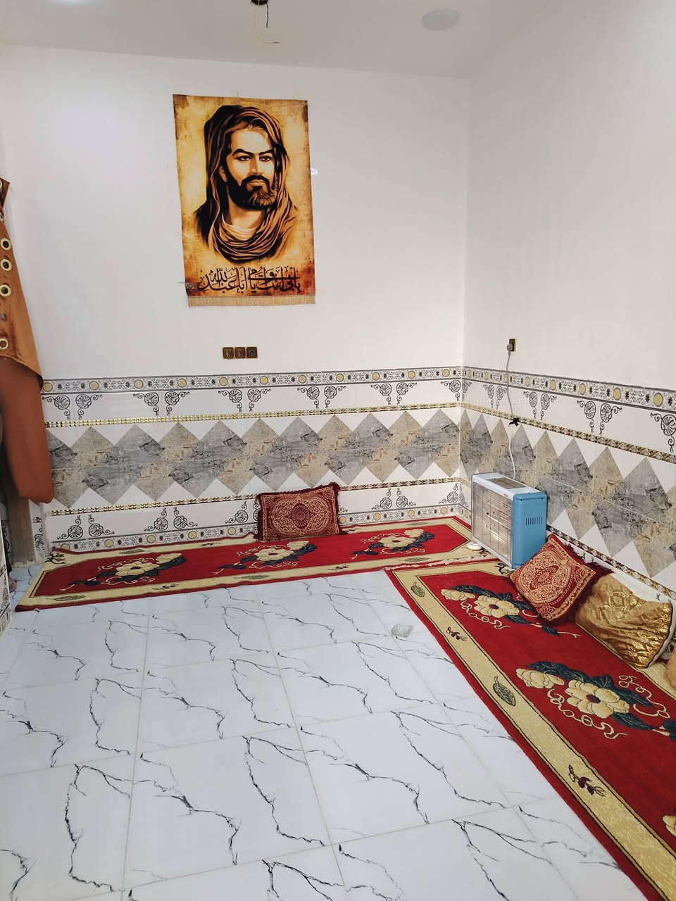 سلام عليكم بيت 100م للبيع بناء حديث بيت كامل +مطبخ فوك
بيت ماعوزة أي شي المكان الماجدية سيد جميل مقابل مدرسة الحشد الشعبي للاستفسار ***********

مكلف بنشر
