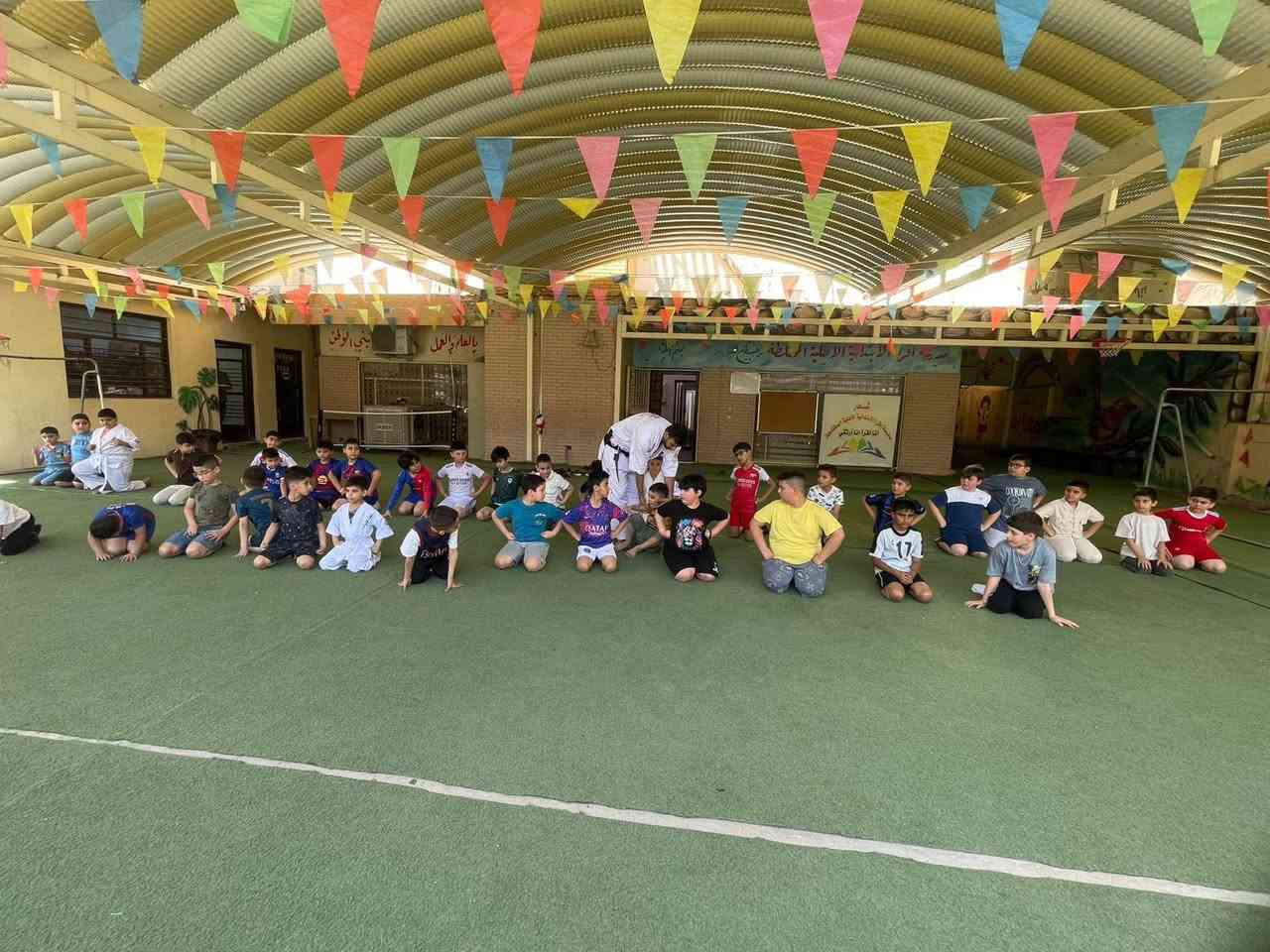 صور التلاميذ المشاركين بالبرنامج الصفي المقام في مدرسة اقرأ الأبتدائية الأهلية المختلطة 

نتمنى لجميع التلاميذ قضاء امتع و انفع الاوقات 

التسجيل مفتوح للجميع 

مدرسة اقرأ الابتدائية الاهلية المختلطة 

بغداد - حي الجامعة- خلف مركز ابو طلال ٢ للتسوق 

***********
