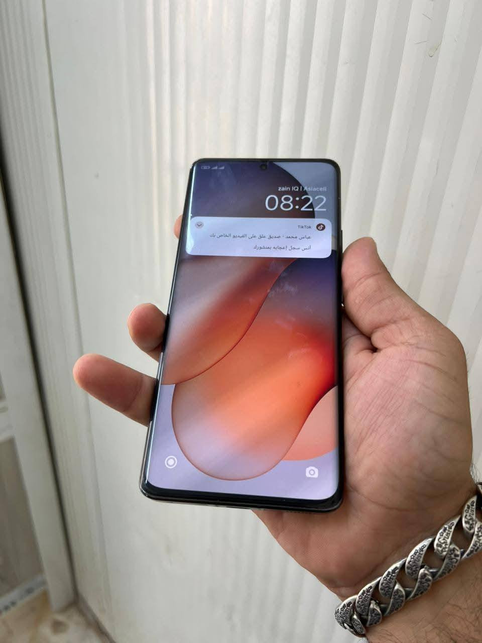 Xiaomi 13 pro 512/12
نظافة 100% مواصفات معروفه
فقط شاحنه وياه 120 وات
ببجي 120 فريم مكاني واسط توصيل موجود للاستفسار اتصل***********
