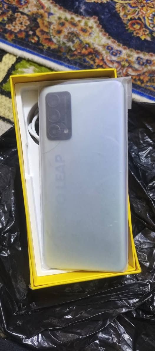 السلام عليكم
جهاز ريلمي Q3 كامل ملحقات
ذاكرة 128 جهاز مكفول عده الفطر البضهر الصغير هاذا 
 السعر 110 المكان مدينه الصدر الاورفلي
الرقم ***********
