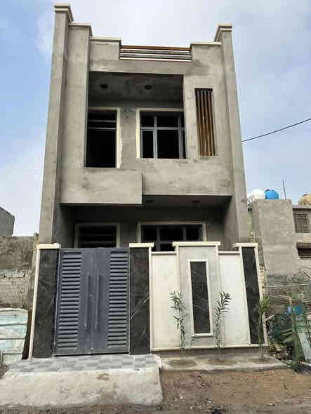 دار سكن طابقين مساحه 60 متر حي الحكيم منطقه تبليط  طابو زراعي سند 25   بناء حديث اساس رفت  تحت الانشاء 80‎%‎  صاله استقبال صحيات مطبخ وطارمه طابق ثاني غرفة نوم صحيات  وسطح عدد 2  بالكونه السعر. مراسله واتس *********** استلام مفتاح عند البيع
