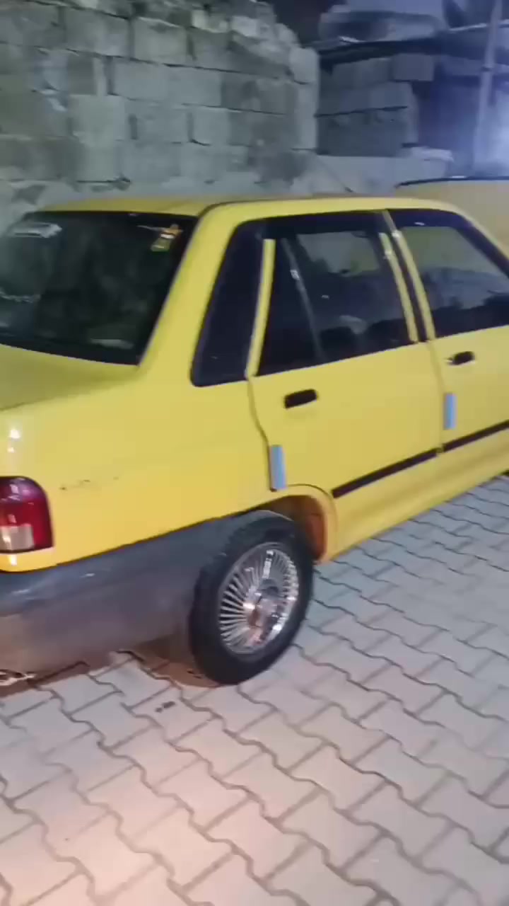 سلام عليكم سايبا موديل 12 رقم انكليزي مصفره باسمي سياره خير من الله ملاحظات بسيطه غير متواجد عل فيس اتصال فقط رايدهه 23 وبيه مجال
بغداد الشعب 
اكرر غير متواجد عل فيس مستعجل على بيعتهه
***********
