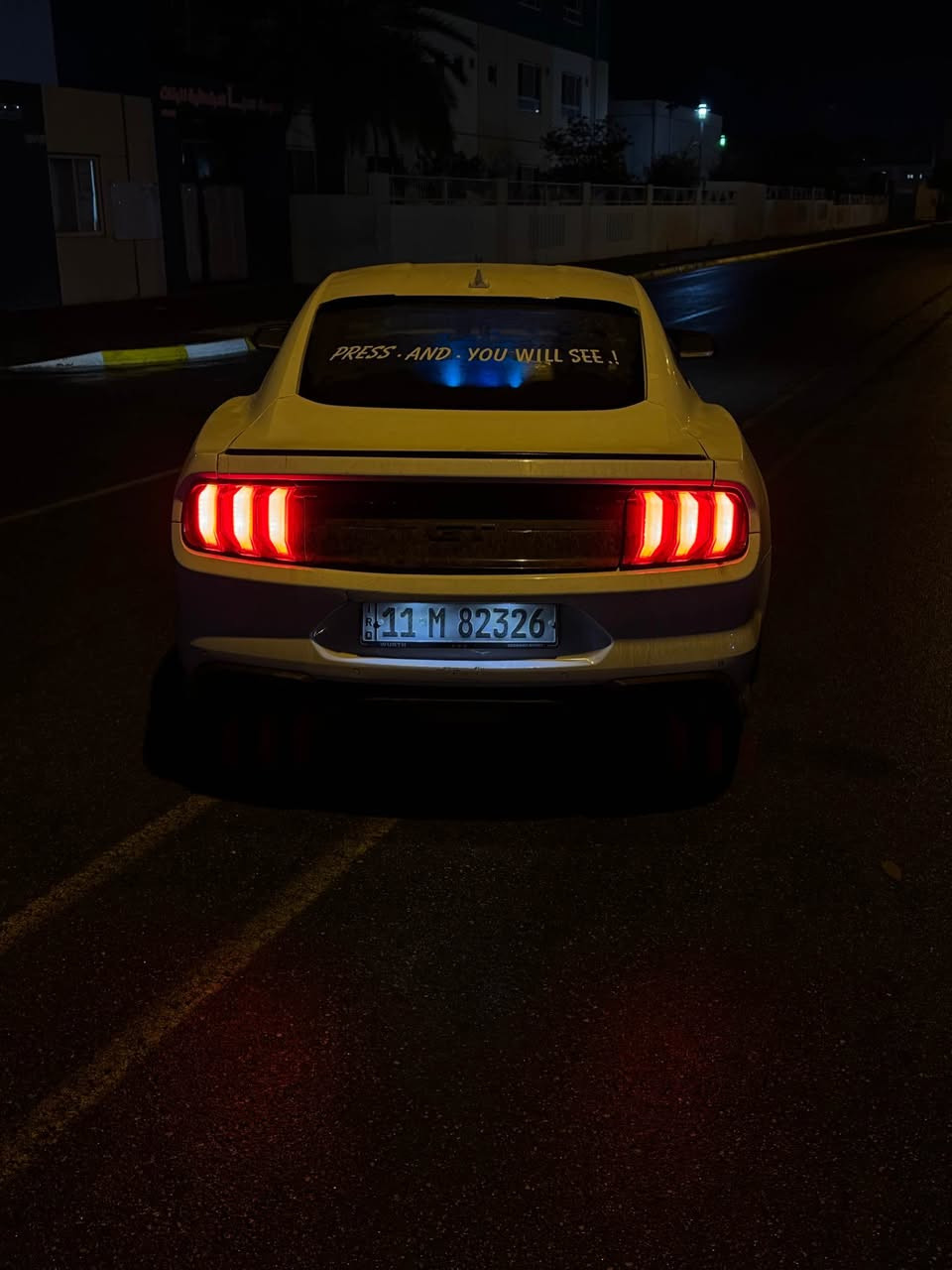 السلام عليكم
🔔 ملاحظة: السيارة بيع أو مراوس

🚗 للبيع فورد موستنك GT
📅 موديل: 2022
📍 رقم بغداد – باسمـي – تحويل مباشر

🔹 الترايك: جميل 
🔹 الحالة: سيارة شركة، ما بيها برغي نقص
🔹 المشي: 20 ألف

⚙️ المواصفات:
 • رادار أمامي
 • رادار جانبي
 • تحديد مسار
 • حساسات خلفية
 • شاشة كبيرة
 • كشنات مخمل
 • كشنات كهرباء
 • كشنات تدفئة وتبريد
 • باقي مواصفات الـ GT كاملة

🔧 الإضافات:
 • تخم ويل CS أصلي جديد
 • تفريغ + داون بايب + H بايب (يم علي الوادي)
 • كزوز MPRP كامل قفايص
 • صوت رعب 🔥
 • برمجة أمريكية – السيارة قوية جدًا

📌 الضرر:
 •
 • قطعتين تبديل نفس اللون
 • بنيد صبغ

🛠 المكينة، الكير، والحدادية بشرط

📍 مكان السيارة: بغداد 
💰 السعر:215 ورقة (قابل للمراوس)

📞 رقم الهاتف / واتس *********** بغداد, العراق
