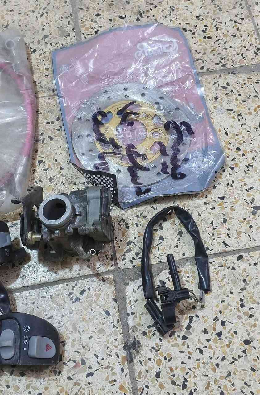 سلام عليكم غراض دراجه جان عندي محل وعزلته والياخذهن شلعه وحده يفرق السعر ابيعهن ارخص اذا عندك محل تعال خاص  
كور ماكس
فج بريك ماكس
صينيه بريك
صونده بريك
بوشه 55 ماكسه
بنزات بريك مال سكنس وماكس
تانكي بانزين كلاسك
جويترات 
كابريتر
سلف 
عقل دراجه وبعد هواي غراض


**إذا كنت صاحب هذا الإعلان وتريد حذفه لأي سبب، رجاءا أرسل رسالة إلى الدعم الفني**