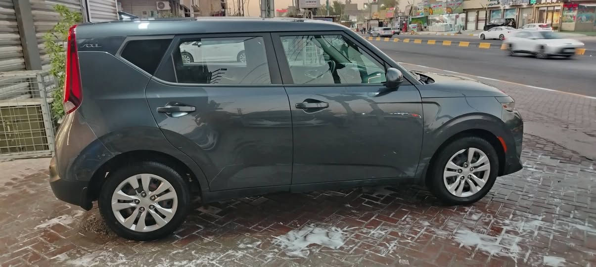 صول ٢٠٢٠ رقم بغداد بسمي مكينة ٢٠٠٠ دوش ماشية ٤٤ كير مكينة تبريد مكفولة السيارة حادثهة خفيف السعر ١٣٢ وبيها مجال بسيط رقمي ***********

