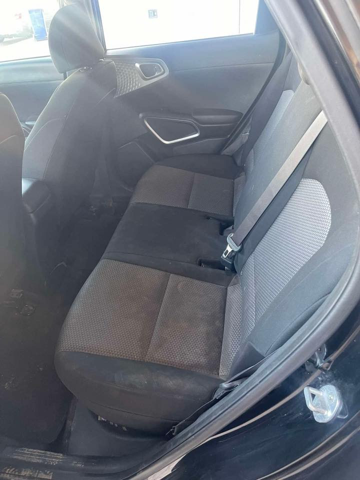 سلام عليكم كيا صول موديل 22 رقم اربيل جديد تريد تحويل تريد وكاله حاظر بسم كردي السياره حادث جاملغ امامي حادث كلش بسيط وبيه صبغ جاملغ وباب السائق مو بالعراق امريكا السياره جاهزه كير محرك تبريد حداديه محرك 2000. دوش 
مواصفات رادار امامي 
رادار جانبي 
توقف ذاتي عنده الرجوع 
دكمه سبورت 
ملاحظه السياره كفاله شاصي والدواخل
ماشي 77 ميل 
يشهد الله السياره خير من الله جديده 
صور الحادث في المنشور 
مكان السياره النجف الكوفه 
السعر ب132 بيه مجال للشراي
***********
