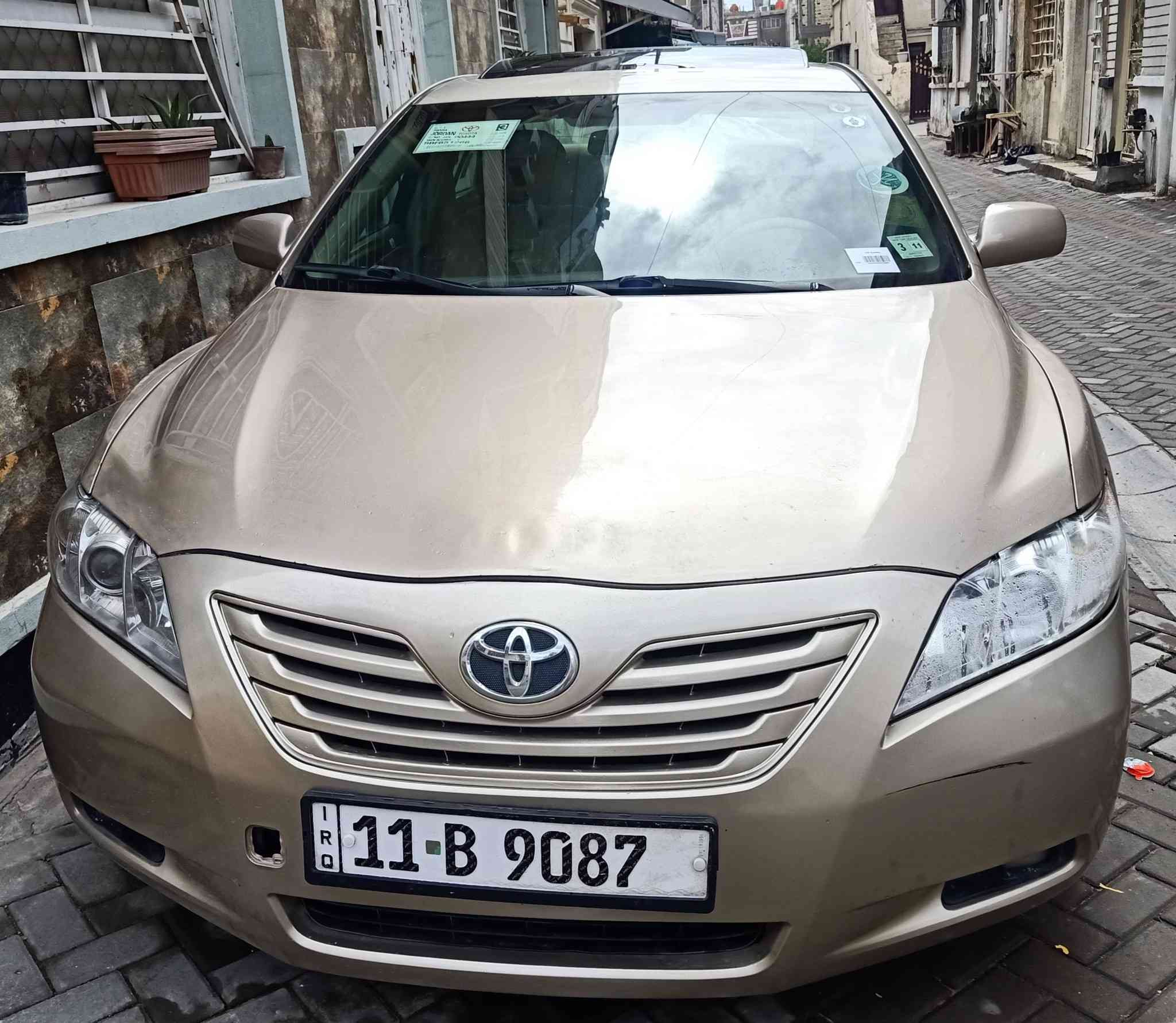 السلام عليكم كامري 2007 فول مواصفات ماشية 100 محرك 4 سلندر رقم بغداد مميز لاستفسار ***********
