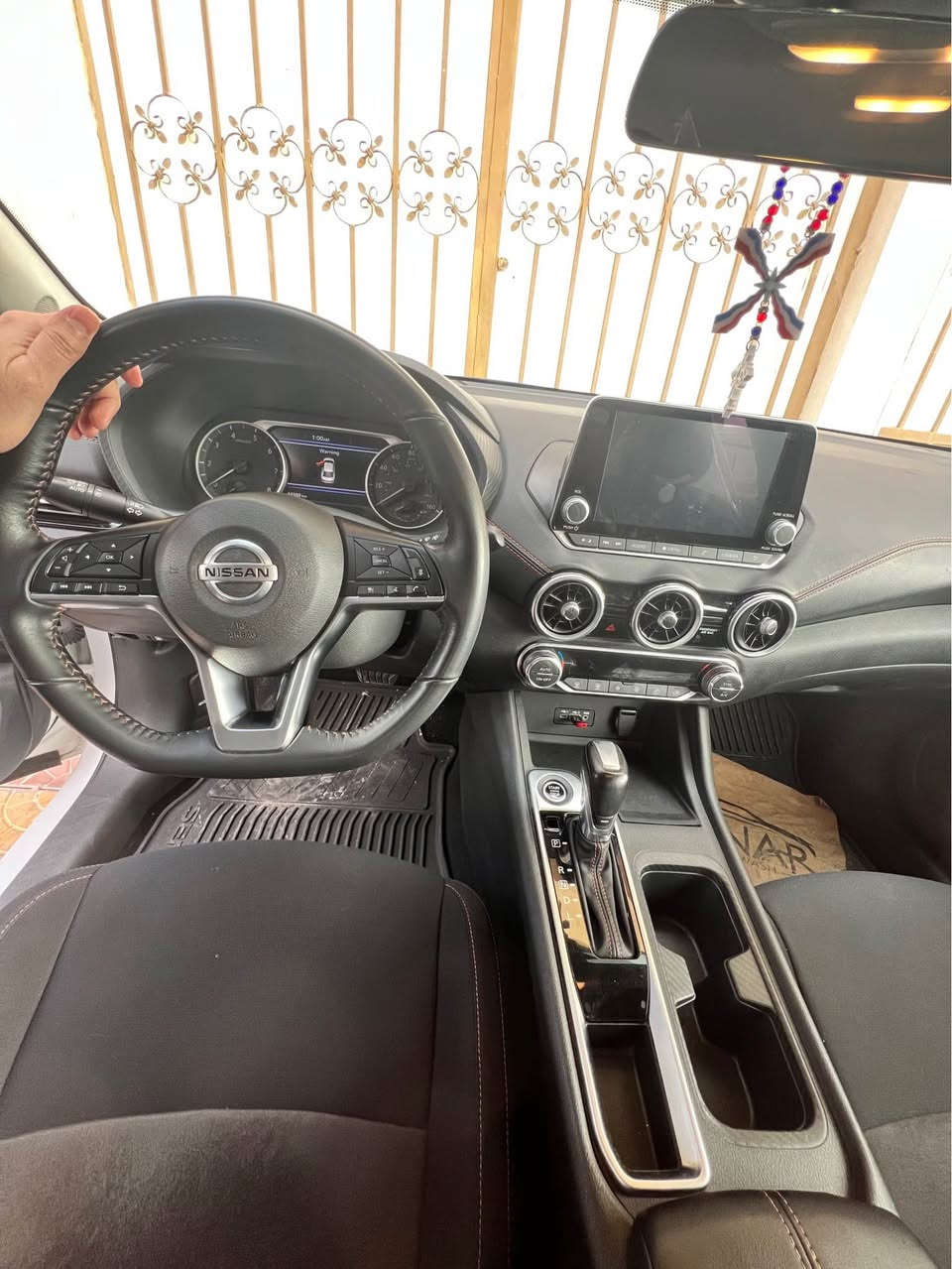 سينترا موديل 2023
SR 
سقف اسود بيلادي
رادار خلفي امامي جانبي
تبريد قطعتين
تشغيل عن بعد
ماشيه 30 الف ميل 
مكان سيارة دهوك 
لاستفسار اتصل *********** دهوك, العراق
