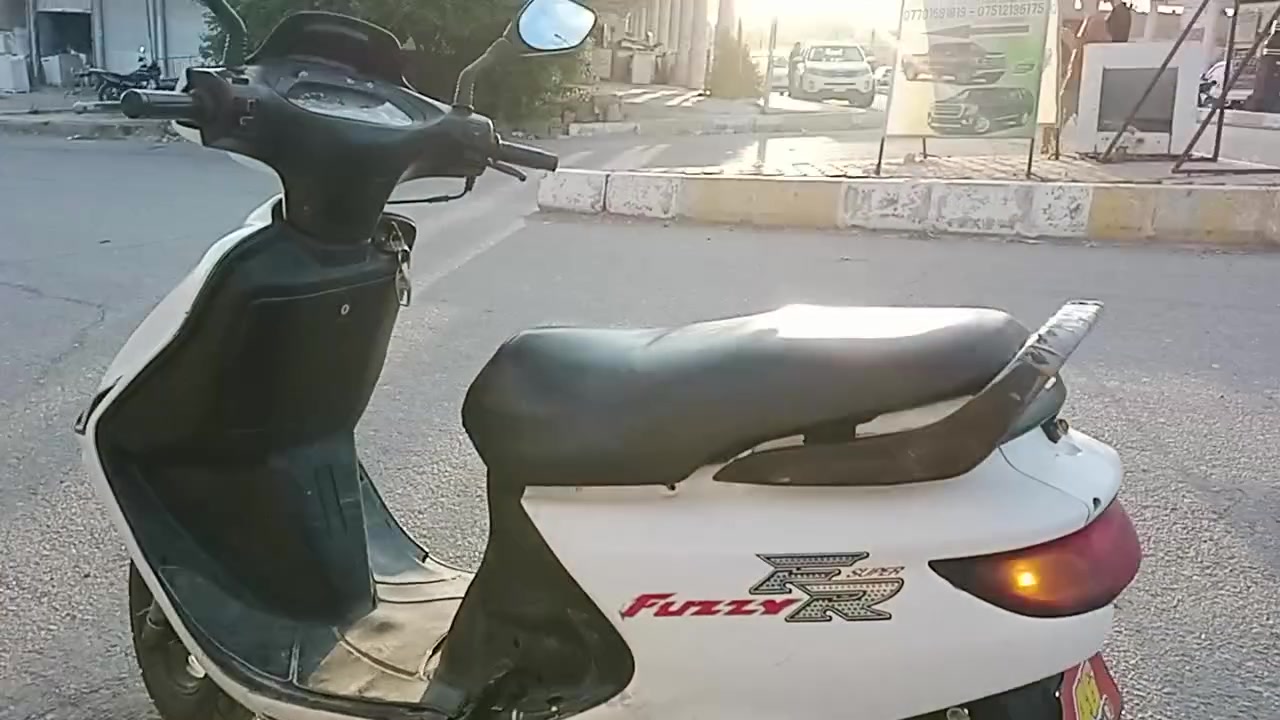 دراجه للبيع الفراشه ماكينه ما مفتوح. 450.  ***********
