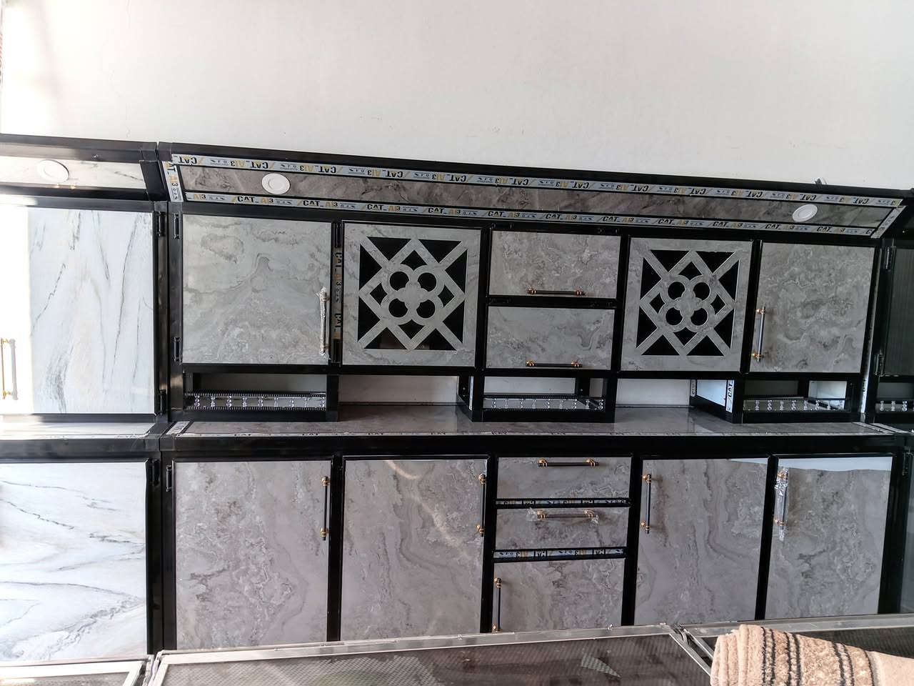 السلام عليكم ورحمة الله وبركاته يوجد عراض جديد ومستخدم وبسعار مناسبه المكان قضاء الرمانه مقابيل المركز الصحي الاستفسار ***********
