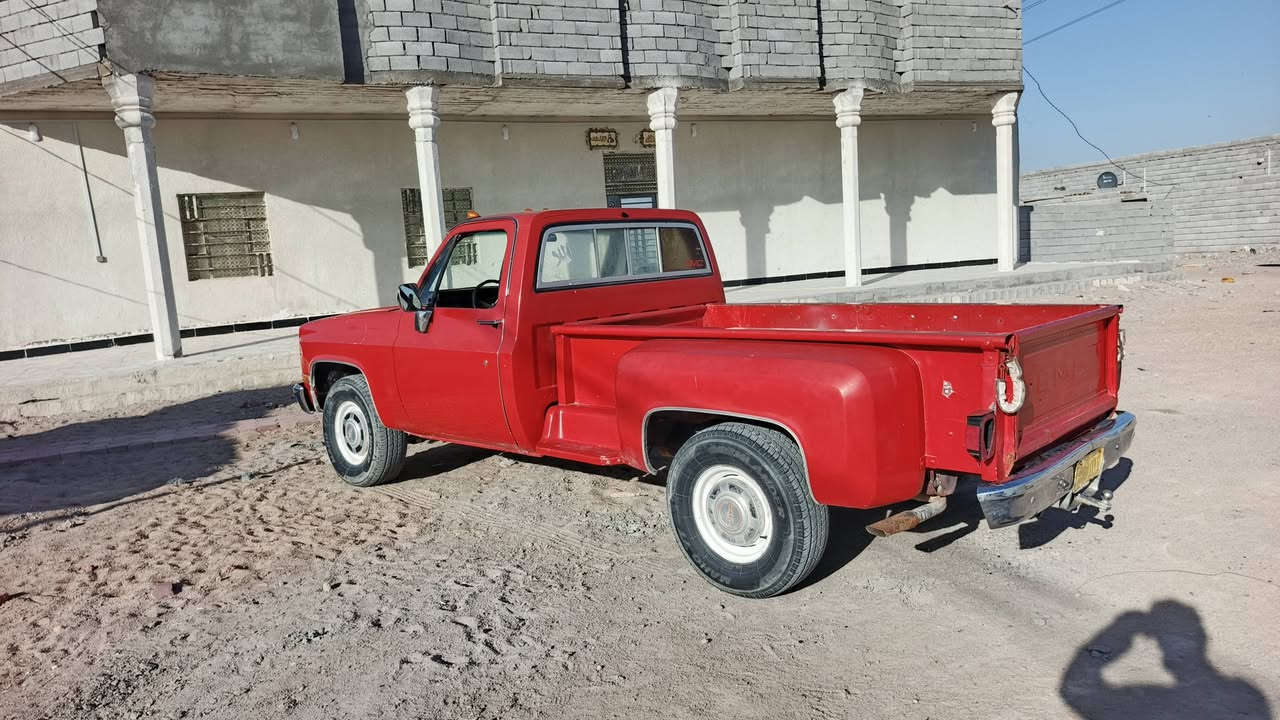 سلام عليكم جمس  84 تبريد شغال محرك 350  جديده توه مشدود كير 1000  رقم بغداد  ‏/لتواصل ع رقم سعر 50    ‪***********‬‏
