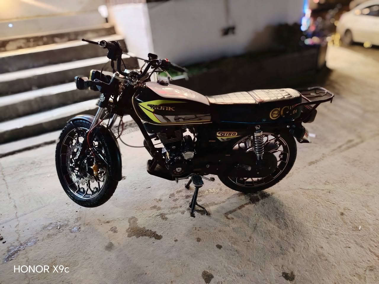 دراجة سفان مديل 2025مكان بابل محاويل السعر 725 الرقم  ***********
