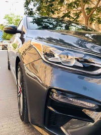 فورتي موديل 2021  وارد امريكي  محرك 1600 تيربو  ماشيه 28 الف ميل  تحكم...