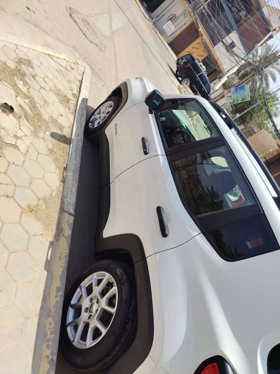 اجيب رانجيد موديل 2020محرك2400  رقم بابل باسمي حادثه جاملغ امامي عكس السائق تبديل سعر 110 وبيه مجال قليل تجي تكلب وتشوف سياره بعينك مكاني المحاويل ***********
