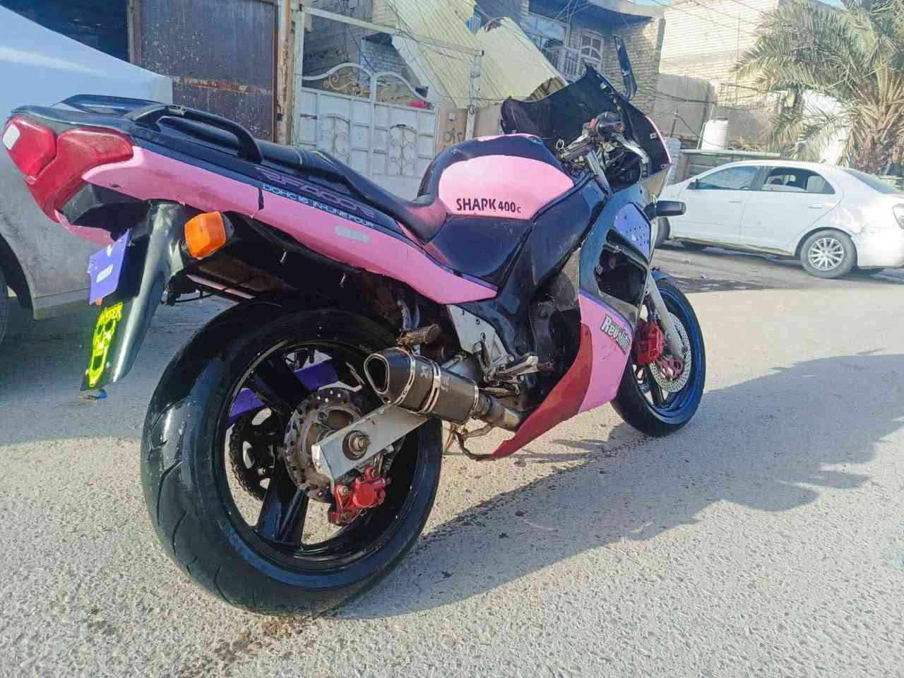 السلام عليكم قرش 400 كير مكينة فول فصله طلقات لا تبخيرلا تنقيص لا نضوح كهربائيات كله شغاله مابيه اي نقص السعر 1200مكاني بغداد شعله *********** بغداد, العراق
