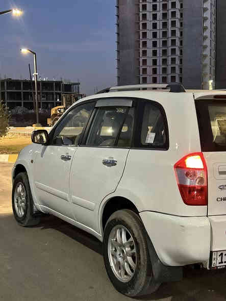 السلام عليكم تيكو موديل 2011 سيارة رقم بغداد انكليزي سيارة كلش حلوه مابي ي نقص مابي لا اخياس ولا جراد سيارة فول شاشة كار بالي فتحه كشنات جلد محرك 2000 كير ميكانيكي سيارة كلش حلوه كير محرك صدر تايرات باتري كله مكفول السعر 62$ مكان سيارة بغداد حي العامل رقم تلفون ***********
