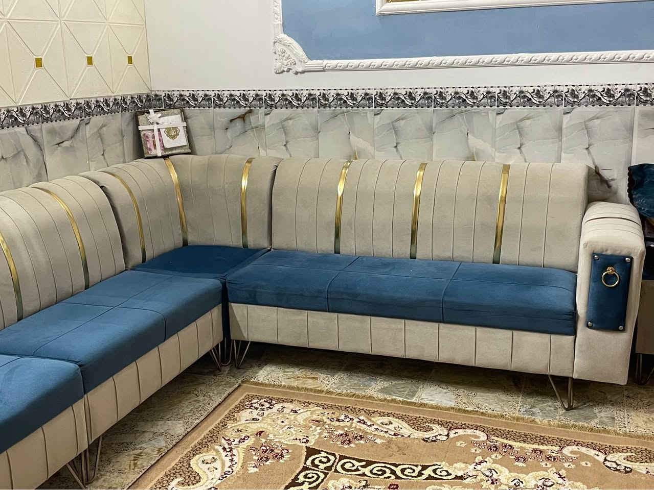 تخم ديوان 10 مقاعد نضيف مابي اي ضرر كوشاتة وطبلة  للبيع السعر  225 بغداد الشعلة الخطيب الزراعي *********** بغداد, العراق
