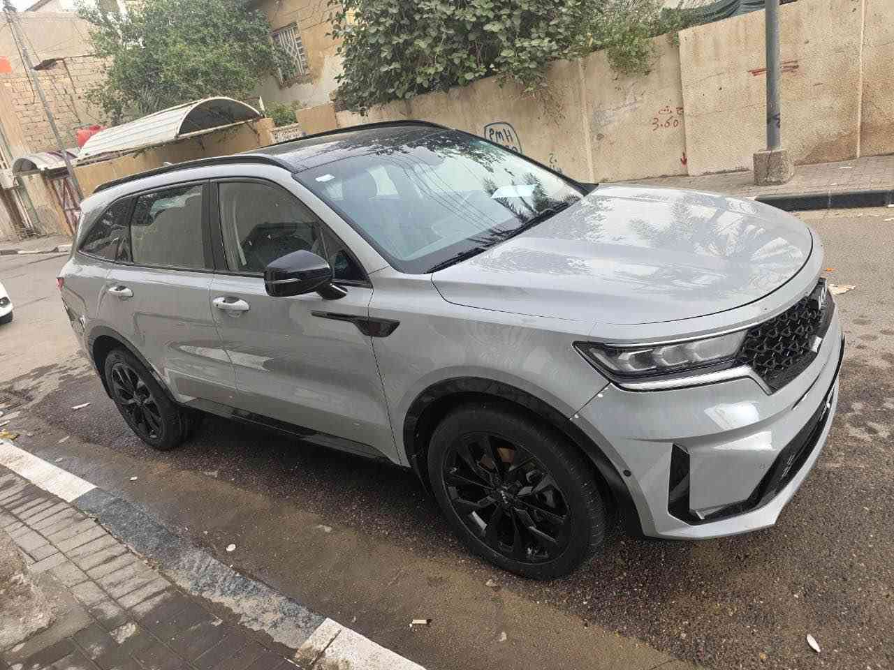 کیا سورينتو.2023 
 فل مواصفات  VIP كشن منفصل 
 KIA SORENTO 2023 

محرك 2.5 T.GDI  ( تيربو)
كير DCT 8 نمر 
فور ويل 4x وضعيات قيادة عدد (7)
تشغيل عن بعد
بانوراما
فتح الصندوق كهربائي
دوسات أبواب المنيوم !! 
حساسات أمامية
حساسات خلفية
حساسات 360 درجة  
لايت زينون + LED كشافات
بك لايت LED
دخول بصمة ذكي
تخم تاير جديد نيكسون
حساسات ضغط الاطارات
اشارة في المرايا الجانبية
مري كهرباء 
عدد AIR BAG 8 
هاند بريك كهرباء
Apple Carplay شاشة كاميرا دوارة
شفتات ستيرن 
رادار امامي 
توقف ذاتي 
نقطة عمياء 
خروج مسار 
قيادة ذاتية 
كشنات تدفئة +كهرباء 
كشن خلفي منفصل تدفئة 
شاحن هاتف Wireless
مخارج منفذ الطاقة على كل الكشنات
3 قطع تبريد
أوتو هولد Auto Hold
رقم اربيل جديد  
    السعر 250$
مكان السياره بصرة / الجمعيات 
الضرر 
بنيد مصبوغ 
وباب خلف السايق 
وتريشه فوك الباب الخلفي 

للاتصال / *********** البصرة, العراق
