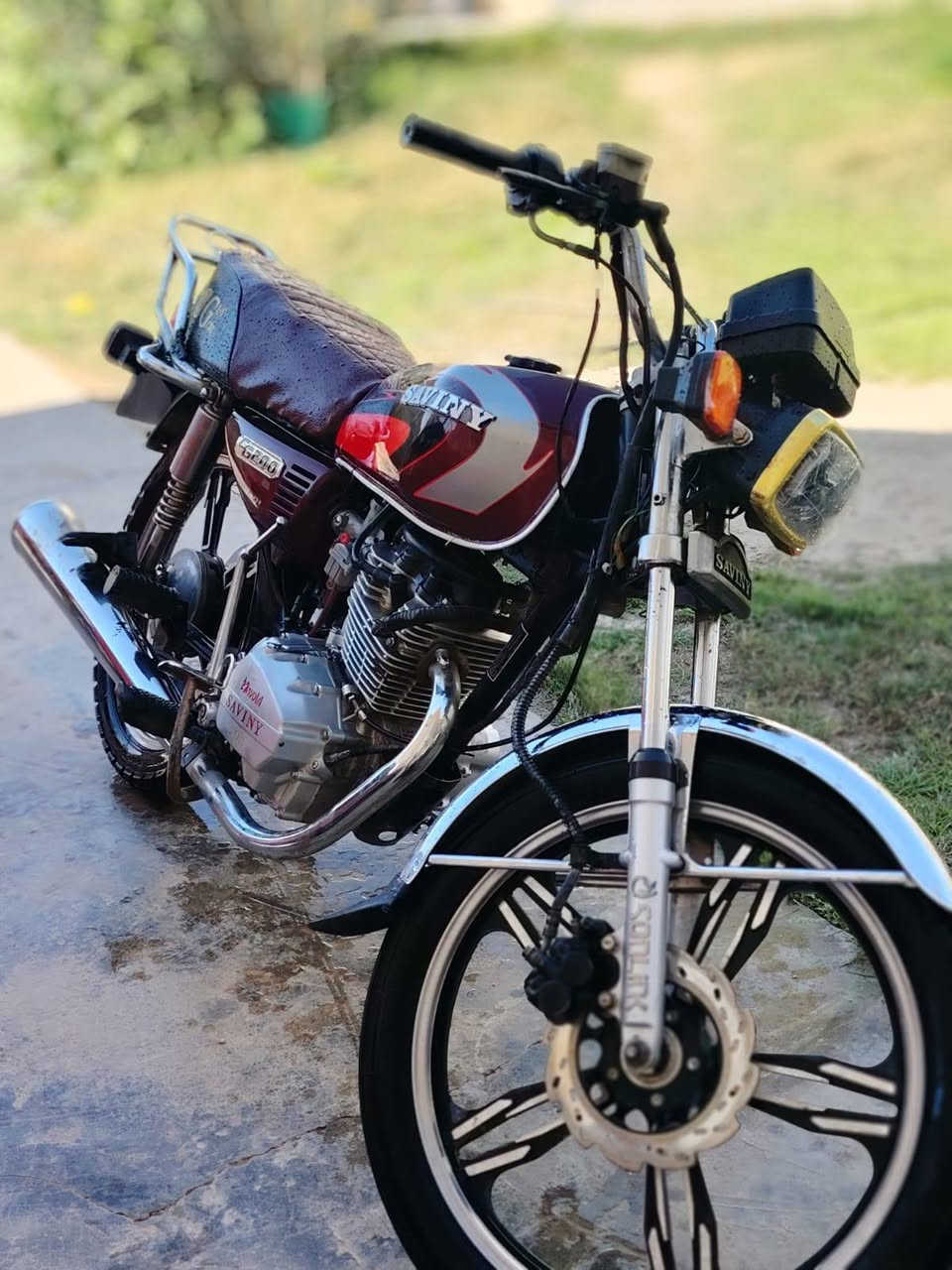 السلام عليكم
السلام عليكم
لبيع دراجه سيفان 2020
حلوه ونضيفه كامله مابيهه نقص 
نضيفه بشكل كهربائيات كامله 
ورقه كارتونيه 
سعر 400 وبيهه مجال 
مكان ديالئ سراجق طريق دلئ عباس 
رقم ***********
***********
